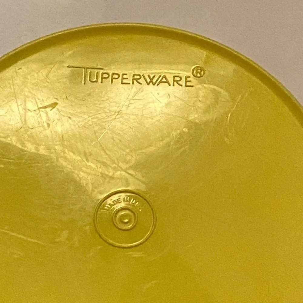 Tupperware Sunny Yellow Container with Lid # 1204-3